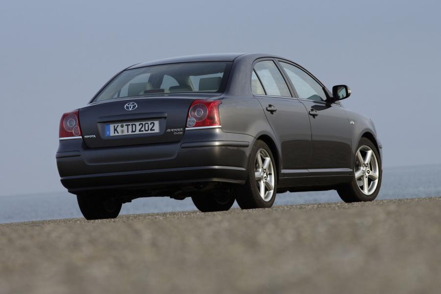  Toyota Avensis Sedan 2006 года  (фото 100 из 113)